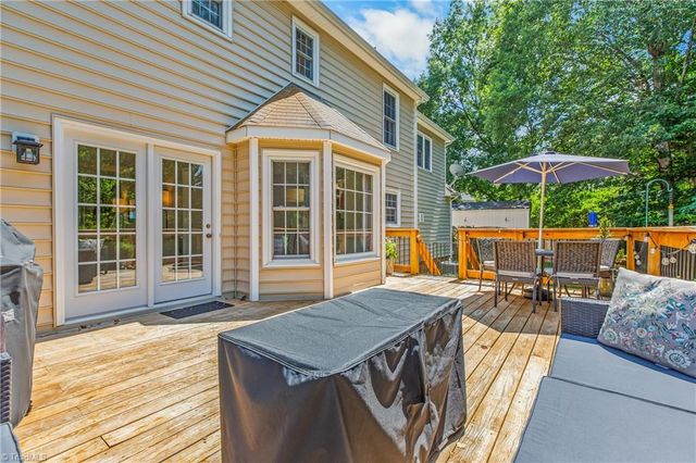 2104 Eagle Valley Court, Kernersville, NC 27284