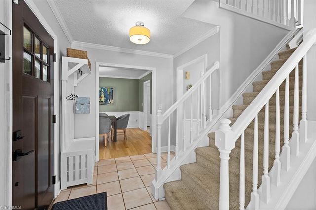 2104 Eagle Valley Court, Kernersville, NC 27284