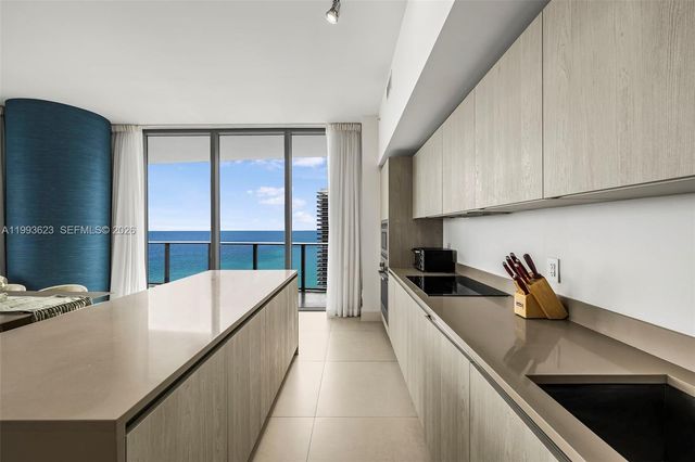 4111 S Ocean Dr LPH1, Hollywood, FL 33019