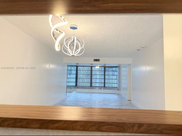 3526 Whitehall Drive 302, West Palm Beach, FL 33401