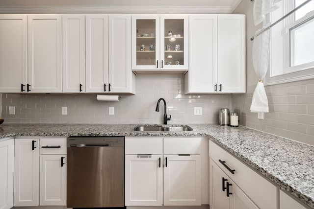 25 Robey St 25, Boston, MA 02119