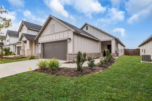 2809 Bluebonnet Ridge Drive, Conroe, TX 77304
