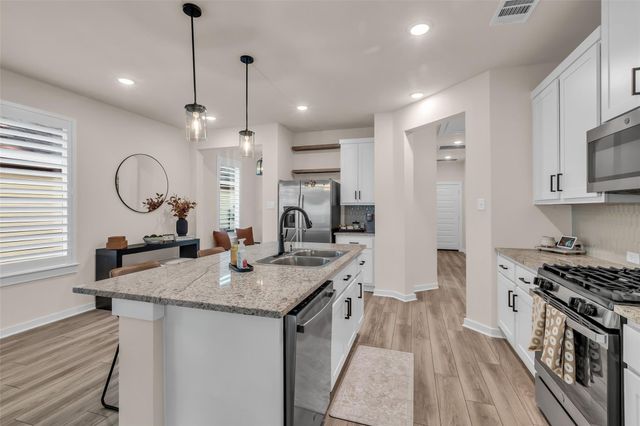 2809 Bluebonnet Ridge Drive, Conroe, TX 77304