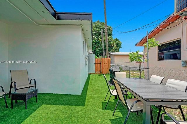 2338 Fillmore Street 2A, Hollywood, FL 33020
