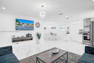 2338 Fillmore Street 2A, Hollywood, FL 33020