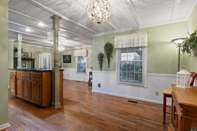 100 Merry Wood Drive, Rossville, GA 30741