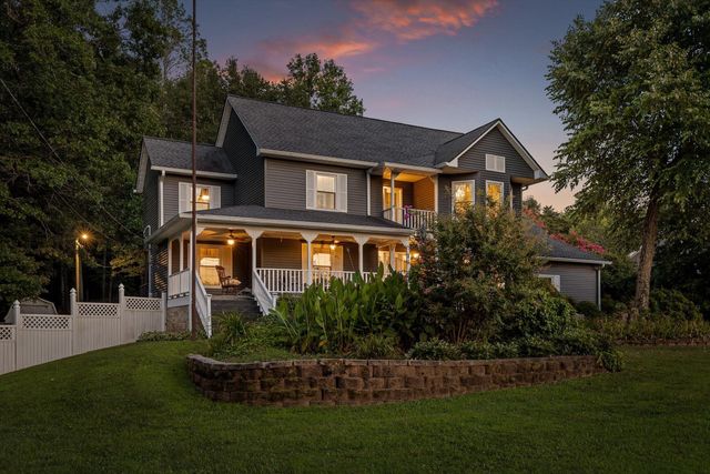 100 Merry Wood Drive, Rossville, GA 30741