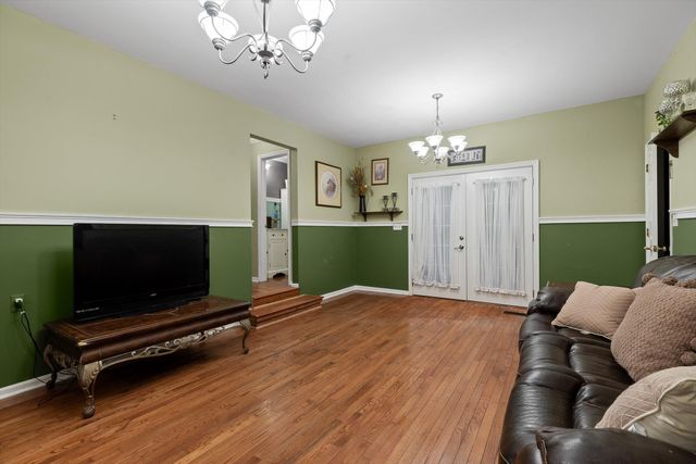 100 Merry Wood Drive, Rossville, GA 30741