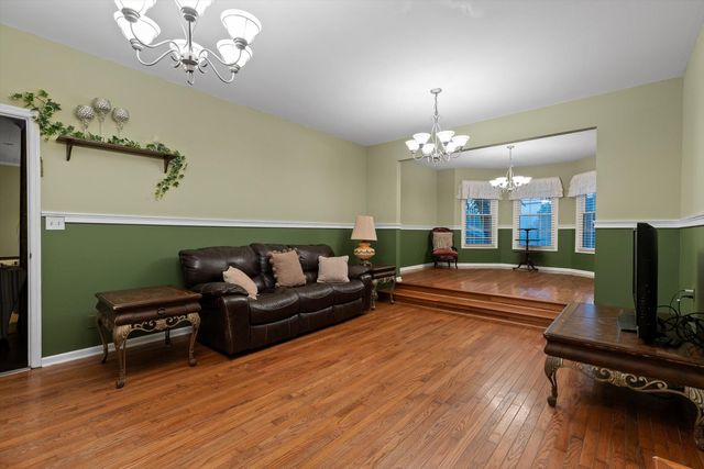 100 Merry Wood Drive, Rossville, GA 30741