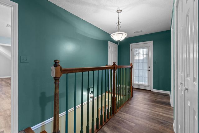 100 Merry Wood Drive, Rossville, GA 30741