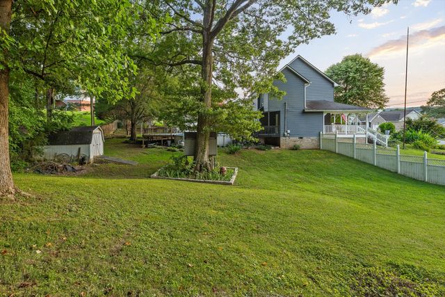 100 Merry Wood Drive, Rossville, GA 30741
