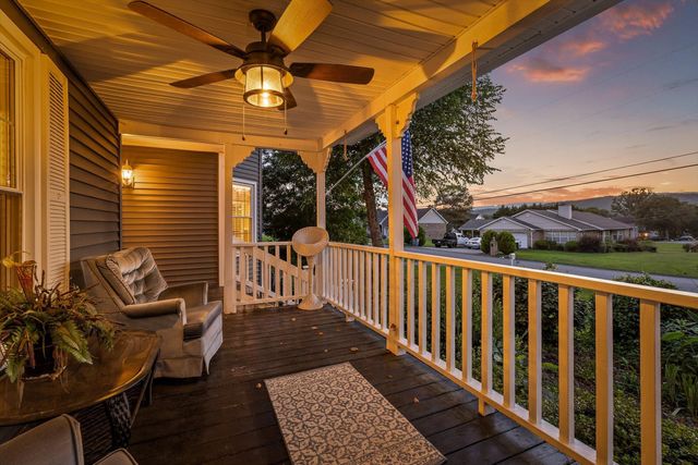 100 Merry Wood Drive, Rossville, GA 30741