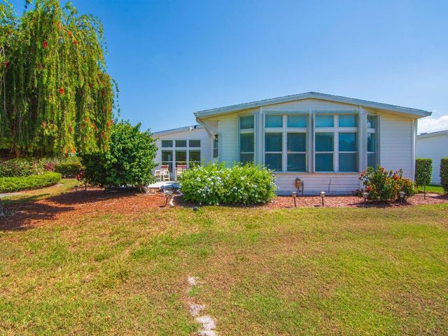 3700 Sandlace Court, Port St Lucie, FL 34952
