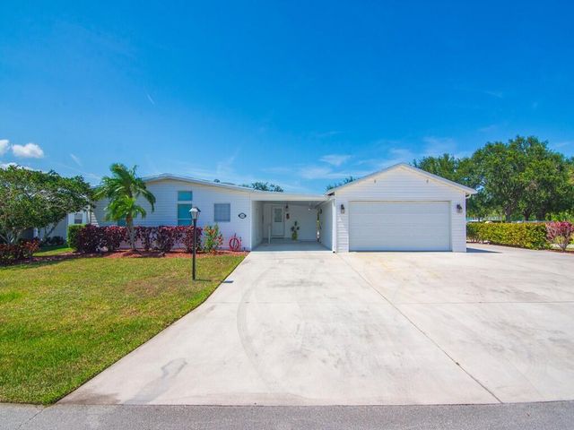3700 Sandlace Court, Port St Lucie, FL 34952