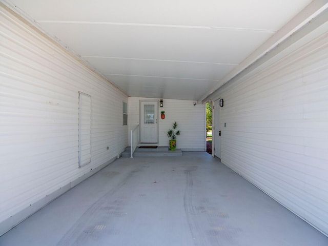 3700 Sandlace Court, Port St Lucie, FL 34952