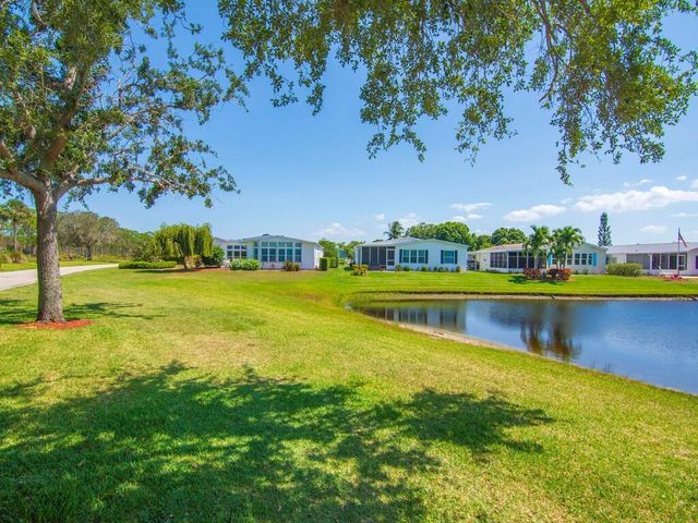 3700 Sandlace Court, Port St Lucie, FL 34952