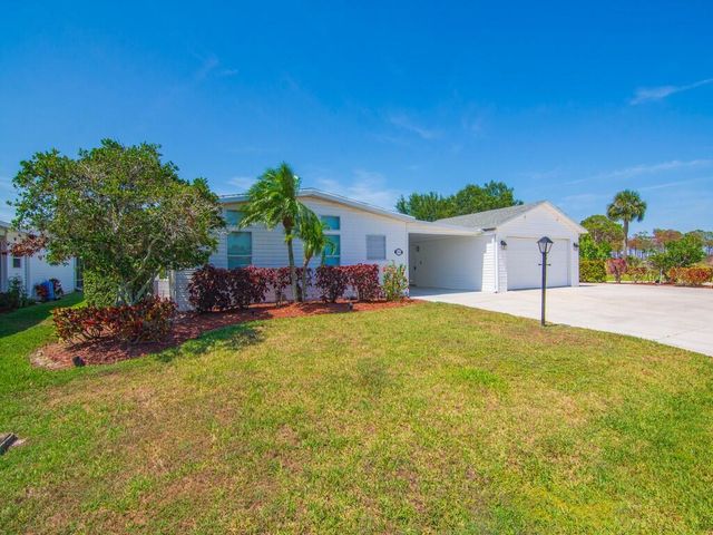 3700 Sandlace Court, Port St Lucie, FL 34952