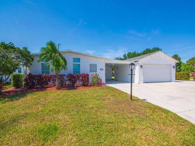 3700 Sandlace Court, Port St Lucie, FL 34952