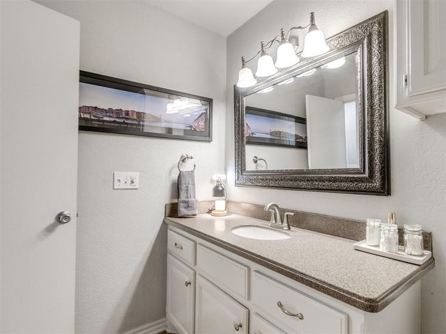 4016 Mayfair Drive, Norman, OK 73072