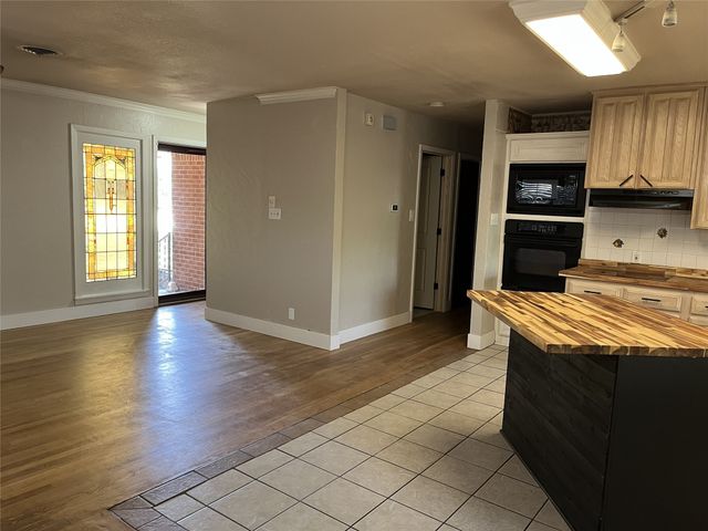 3401 Leith Avenue, Fort Worth, TX 76133