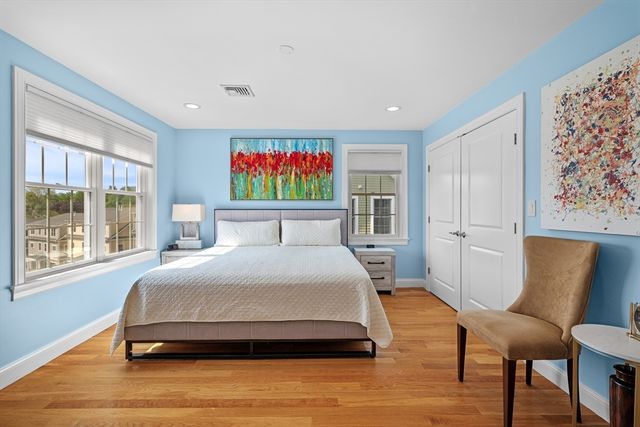 155 Green Street 4, Marblehead, MA 01945