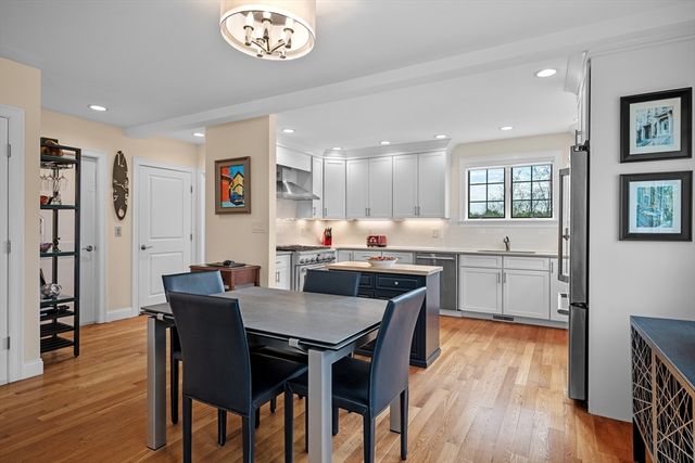 155 Green Street 4, Marblehead, MA 01945