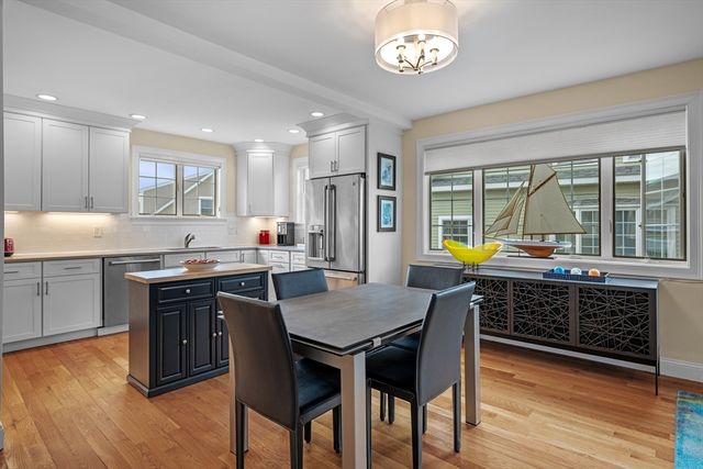 155 Green Street 4, Marblehead, MA 01945