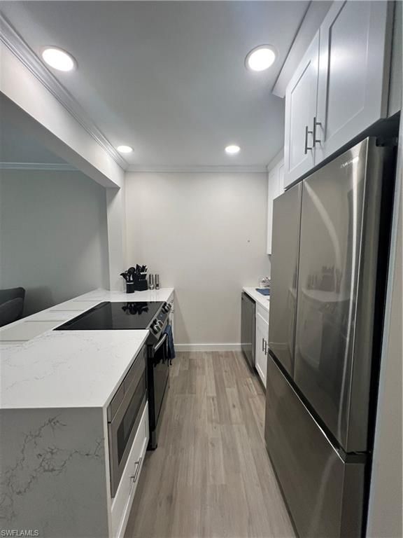 473 12th AVE S # B6, Naples, FL 34102