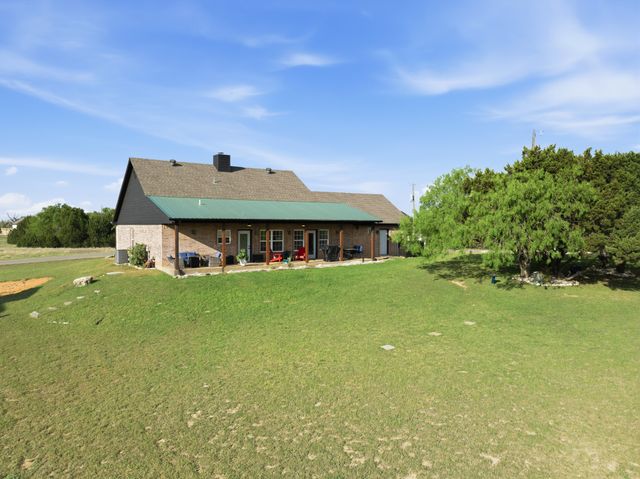 10081 Crestridge Drive, Whitney, TX 76692