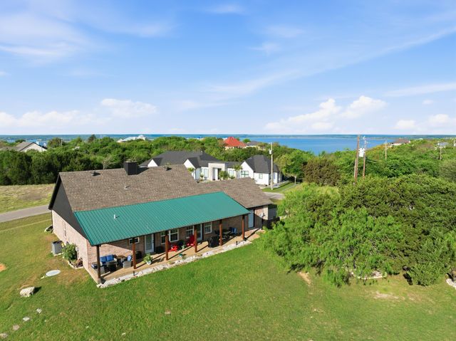 10081 Crestridge Drive, Whitney, TX 76692