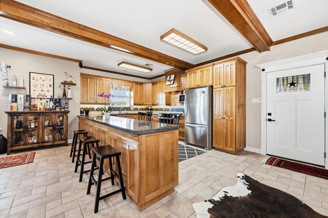 10081 Crestridge Drive, Whitney, TX 76692