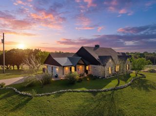 10081 Crestridge Drive, Whitney, TX 76692