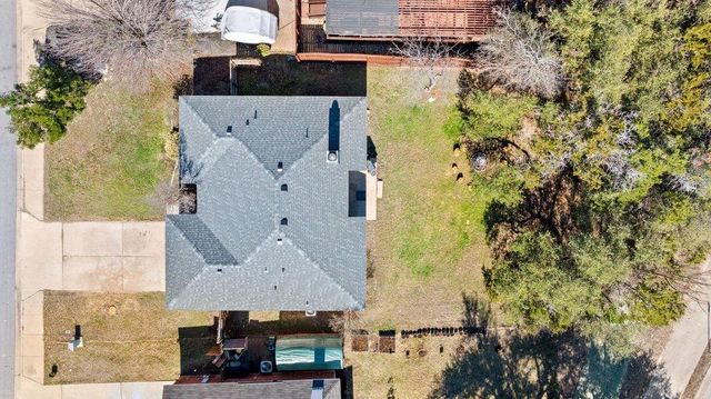 2002 E Gann Hill DR, Cedar Park, TX 78613