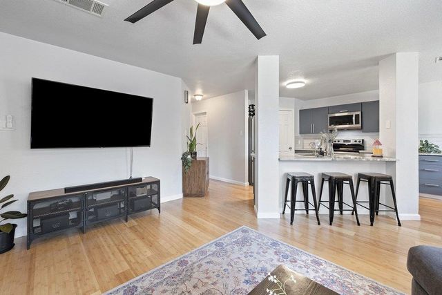 2002 E Gann Hill DR, Cedar Park, TX 78613