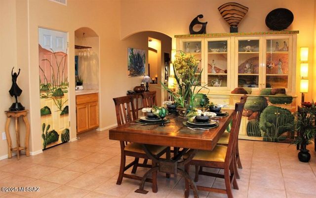 4165 N Avenida Del Cazador, Tucson, AZ 85718