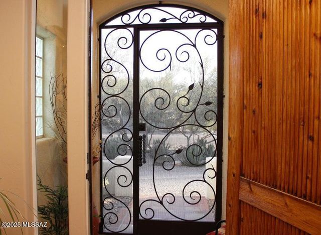 4165 N Avenida Del Cazador, Tucson, AZ 85718