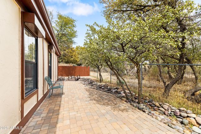 2 WOODSIDE Drive, Prescott, AZ 86305