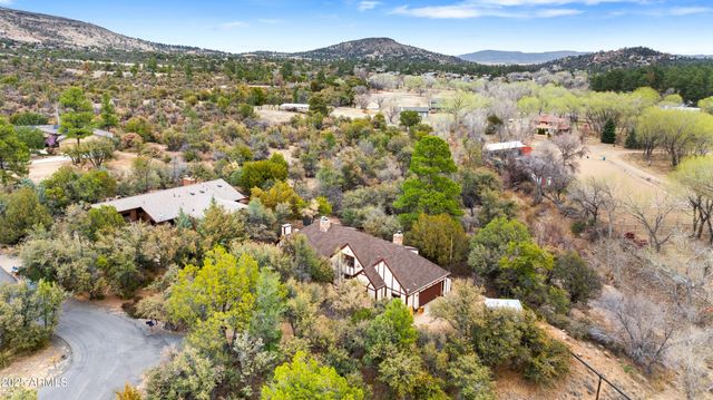 2 WOODSIDE Drive, Prescott, AZ 86305