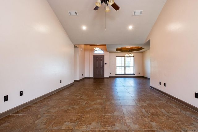 4951 Dixie Lane, Benton, AR 72019