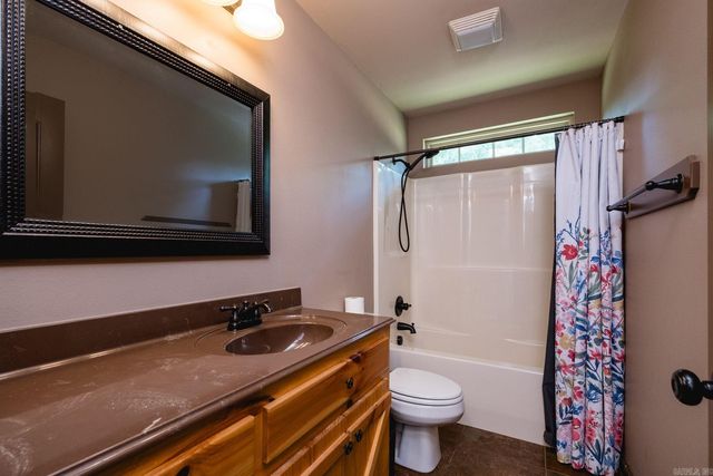 4951 Dixie Lane, Benton, AR 72019