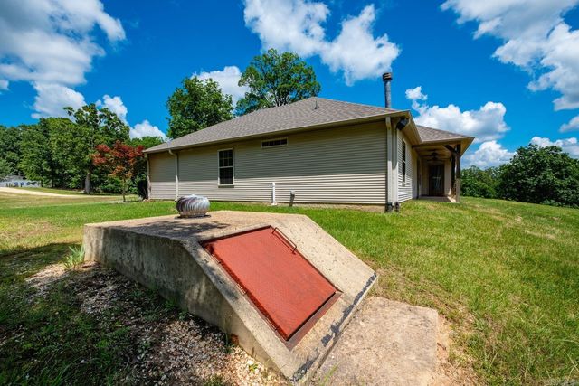 4951 Dixie Lane, Benton, AR 72019