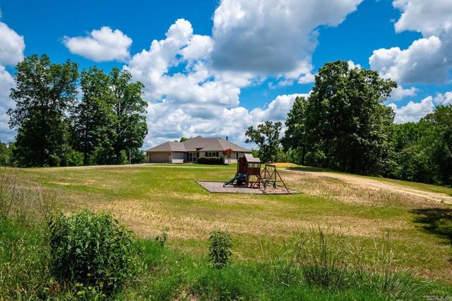 4951 Dixie Lane, Benton, AR 72019
