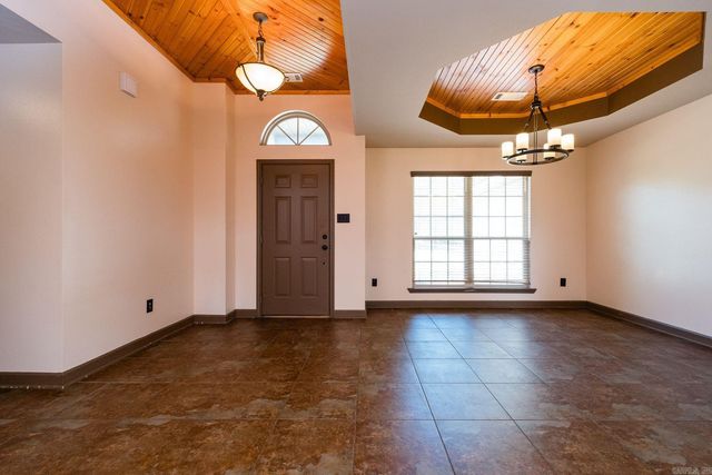 4951 Dixie Lane, Benton, AR 72019