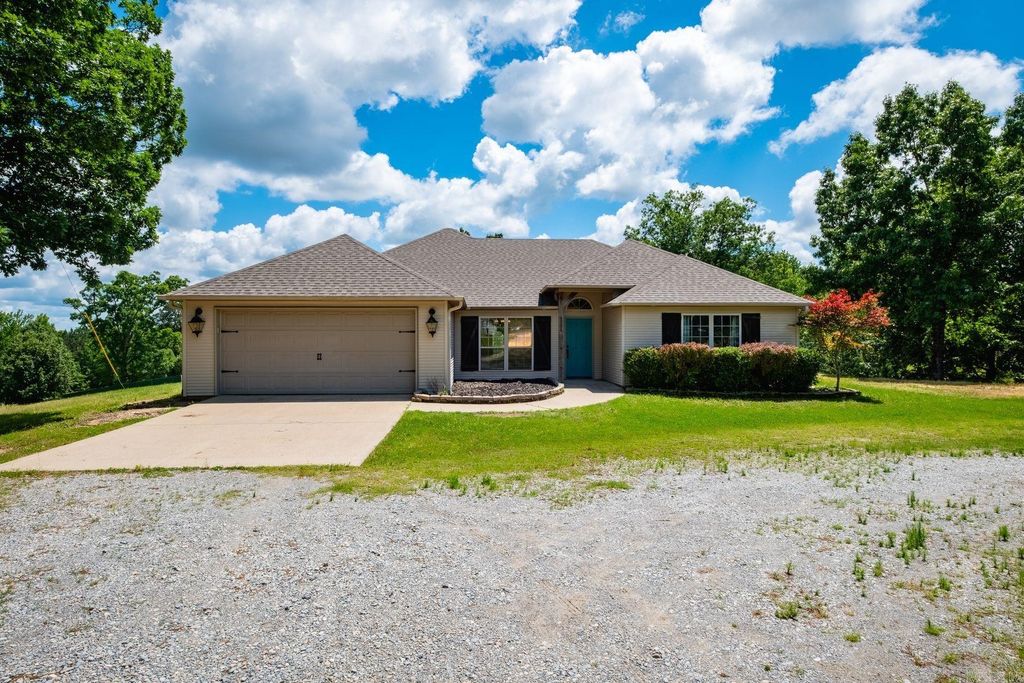 4951 Dixie Lane, Benton, AR 72019
