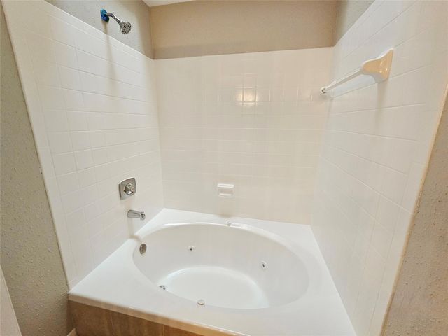 9800 Pagewood Lane 3006, Houston, TX 77042
