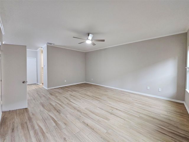 9800 Pagewood Lane 3006, Houston, TX 77042