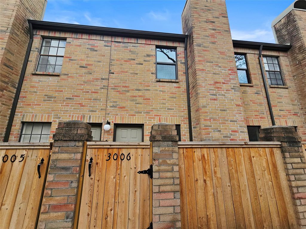 9800 Pagewood Lane 3006, Houston, TX 77042