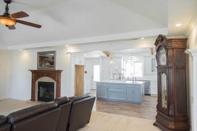 1308 W 24th Street, Plainview, TX 79072