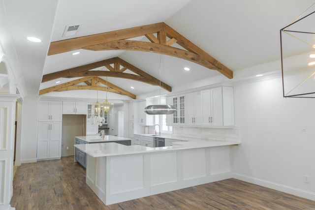 1308 W 24th Street, Plainview, TX 79072