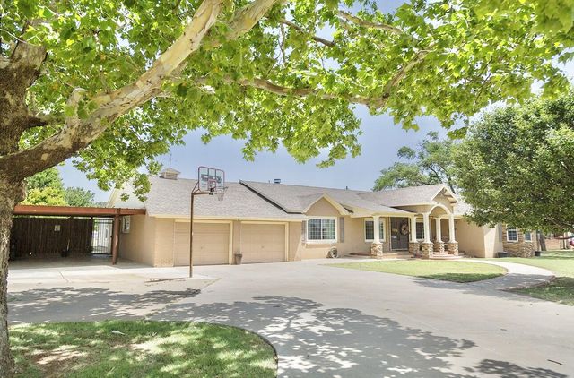 1308 W 24th Street, Plainview, TX 79072
